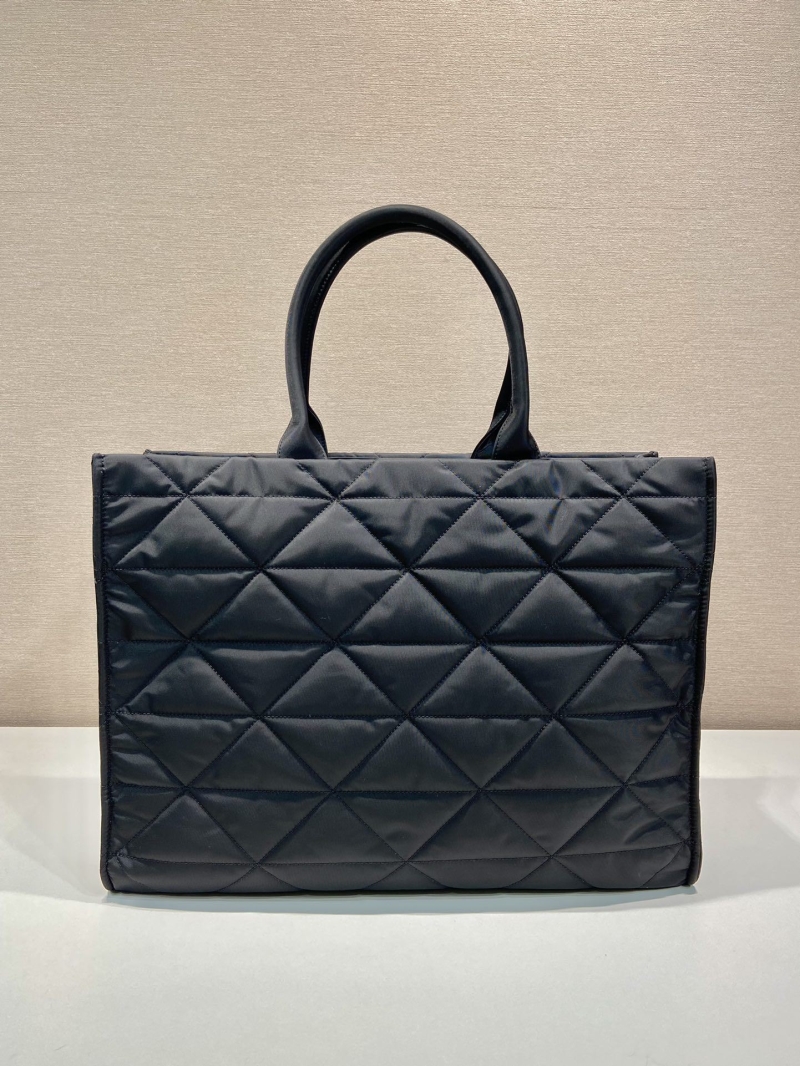 Pra*a tote bags